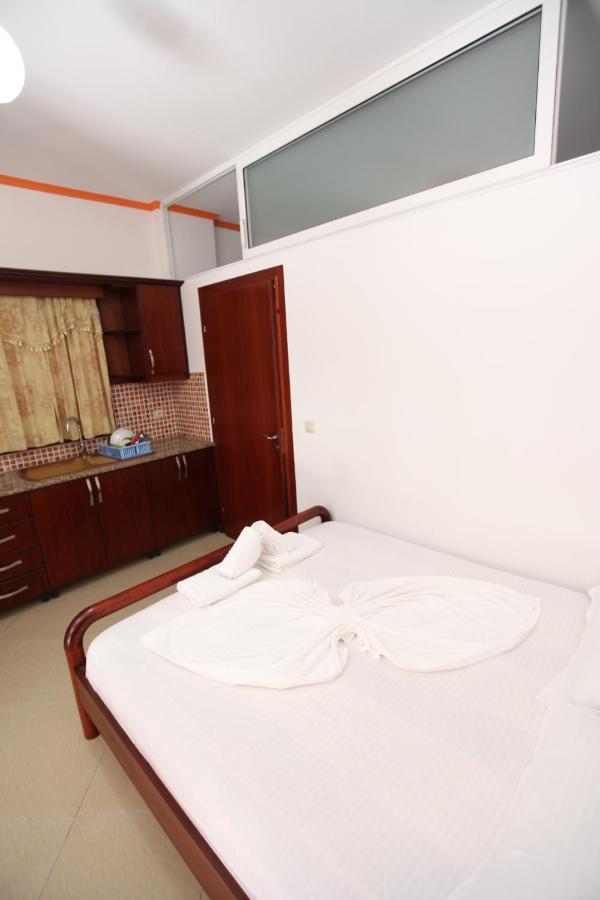 Anna Hotel Ksamil Exterior photo